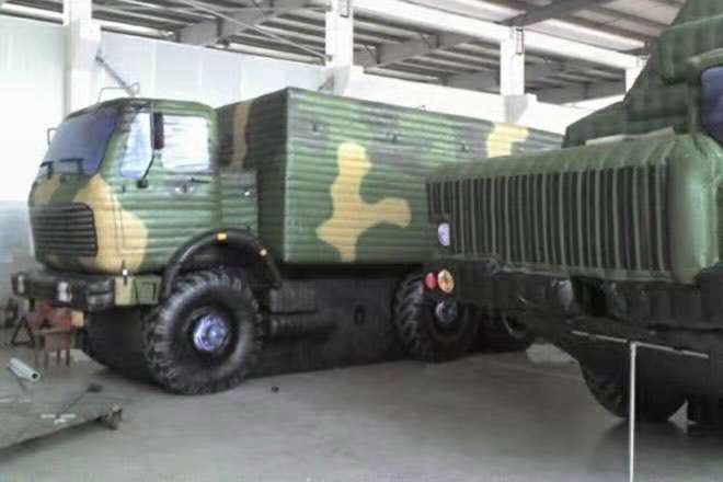 潼南大型军事车